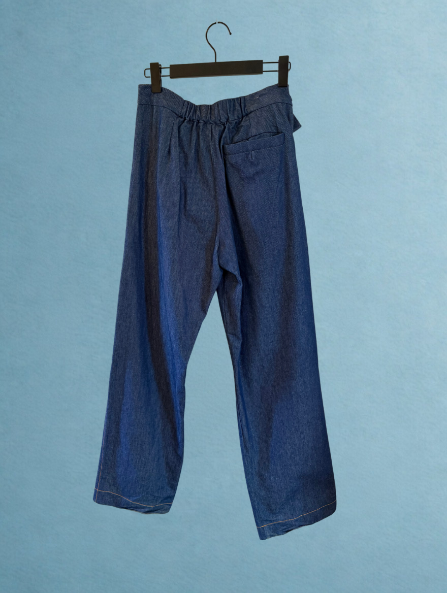 Pantalon Élégant couleur Bleu Lakuachimoto